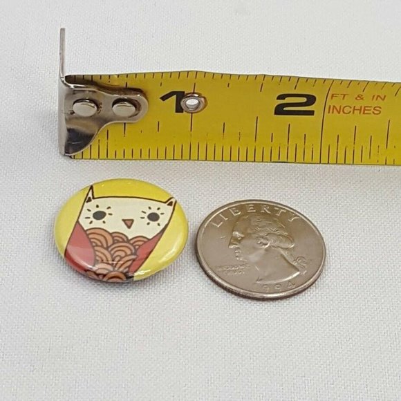 Badgebomb 2010 Button Art Pin Susie Ghahremani Owl 1" - Picture 7 of 7